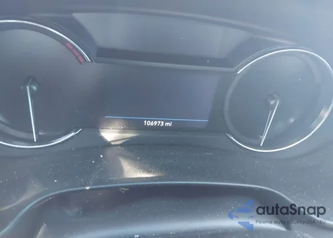 2019 Cadillac Xt4 Premium Luxury z USA, uszkodzony, nr VIN 1GYFZCR48KF101966